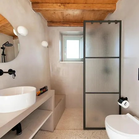 Ruga Of Homes Vamvakou